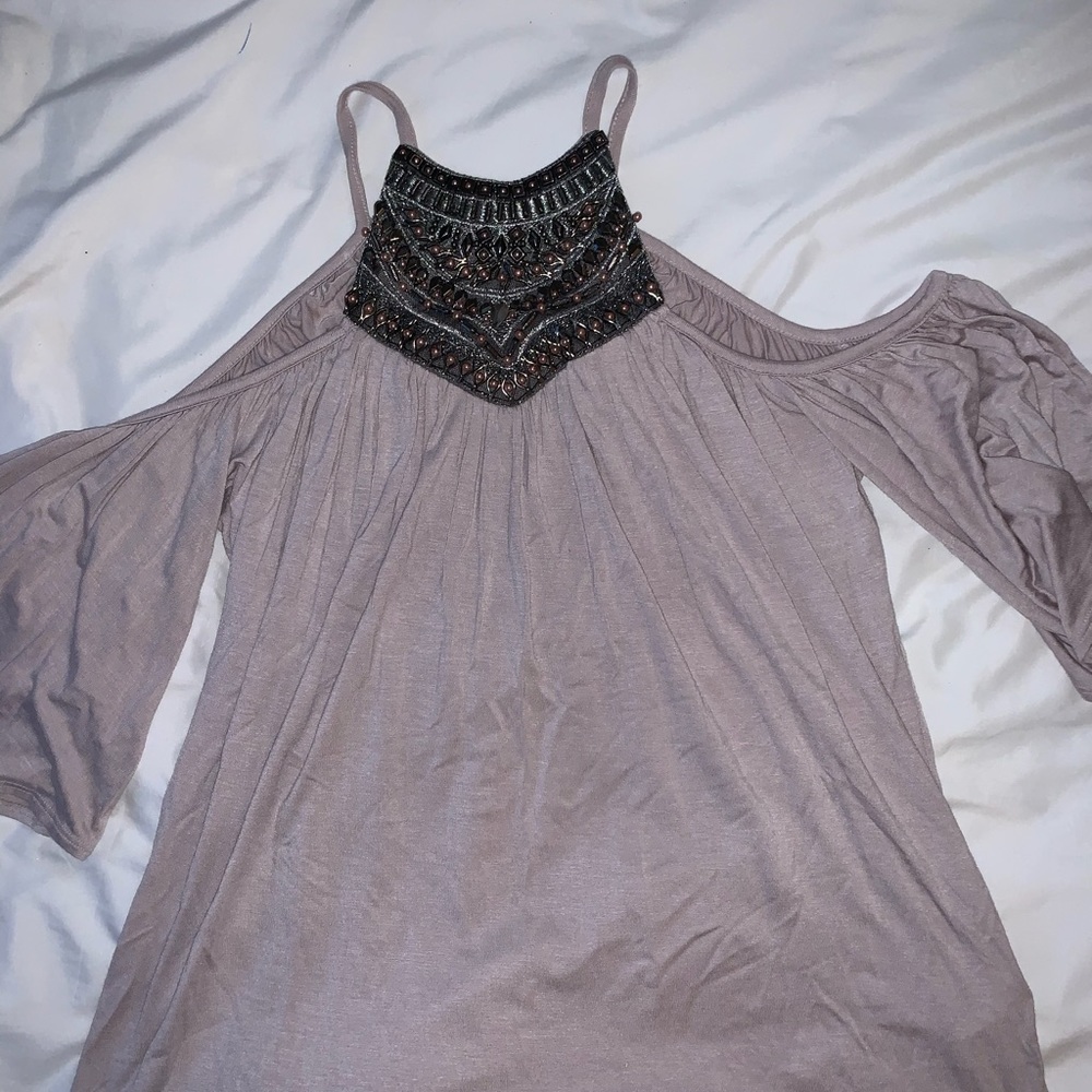 Venus Cold Shoulder Top